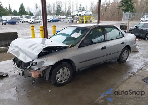 2000 Honda Accord 2.3 Dx из США, поврежденный, VIN 1HGCF8543YA096042